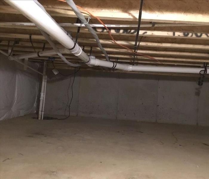 Clean and dry crawlspace